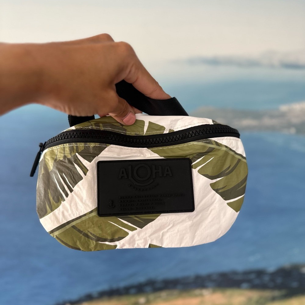 Gently Used ALOHA Collection Mini Hip Pack - Lūʻau